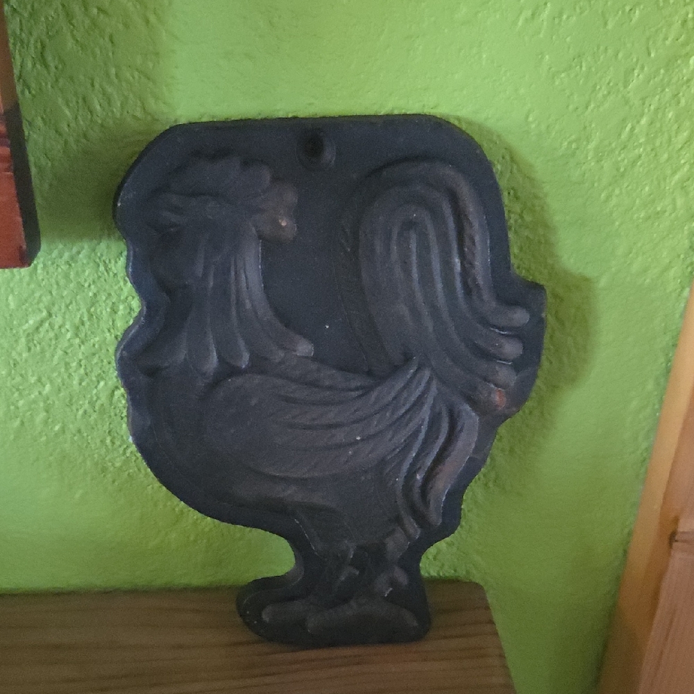 Black Cast Iron Rooster Wall Decor